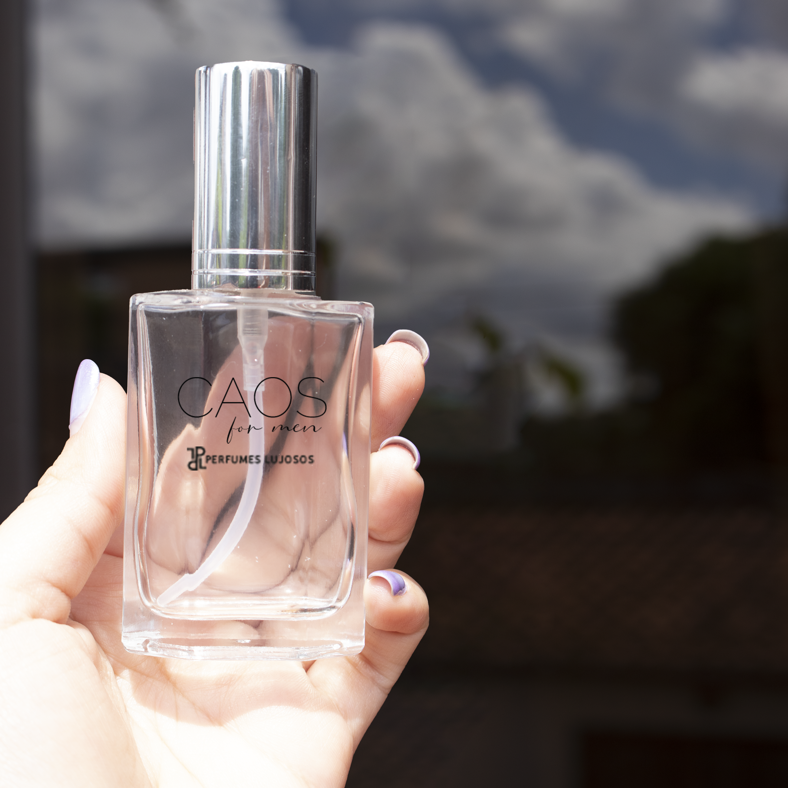 frasco 30ml del primer perfume "Eau de Parfum" masculino paraguayo CAOS For Men PL PERFUMES LUJOSOS